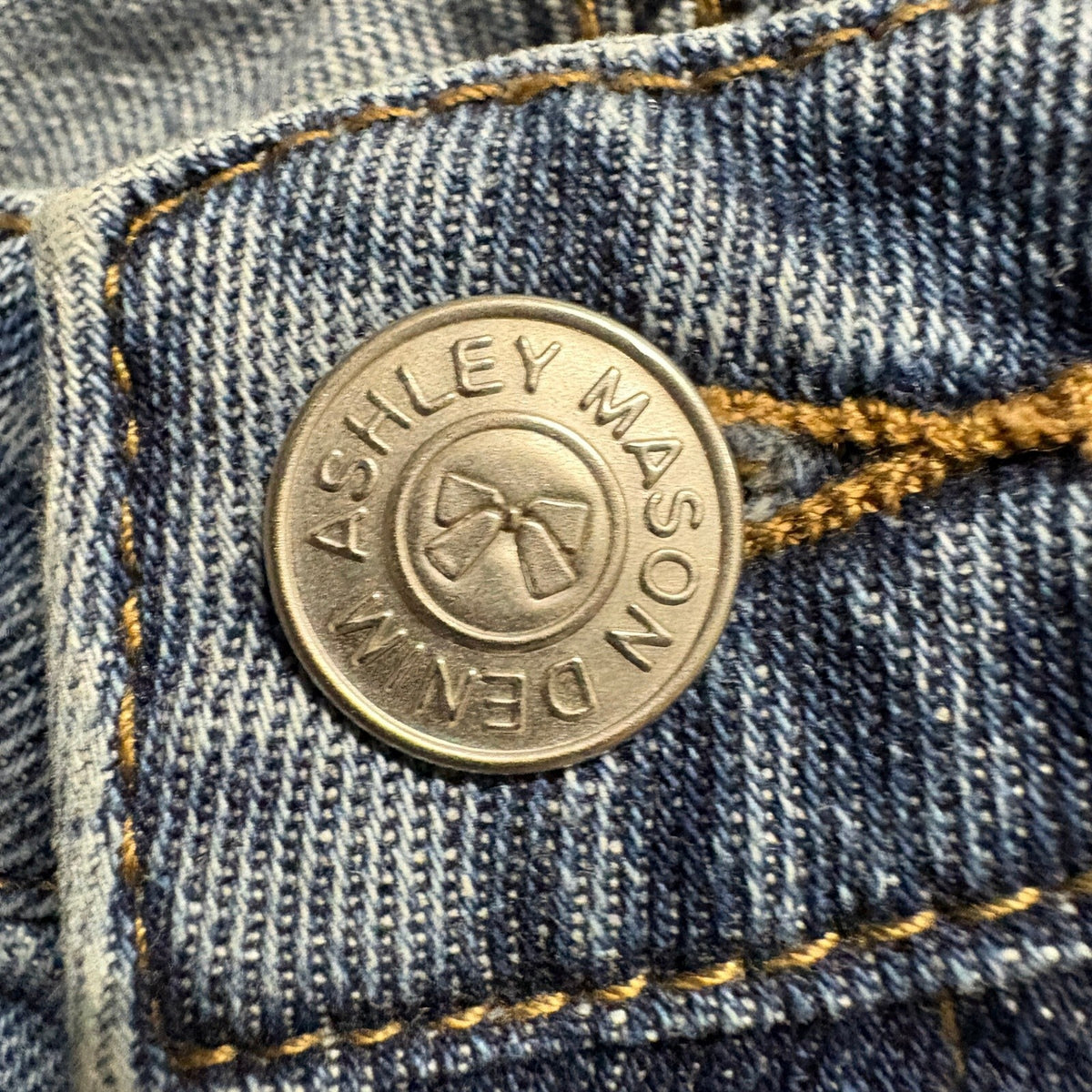 Ashley Mason Pearl Embellished Jeans Womens Size 00 23 Medium Blue Denim