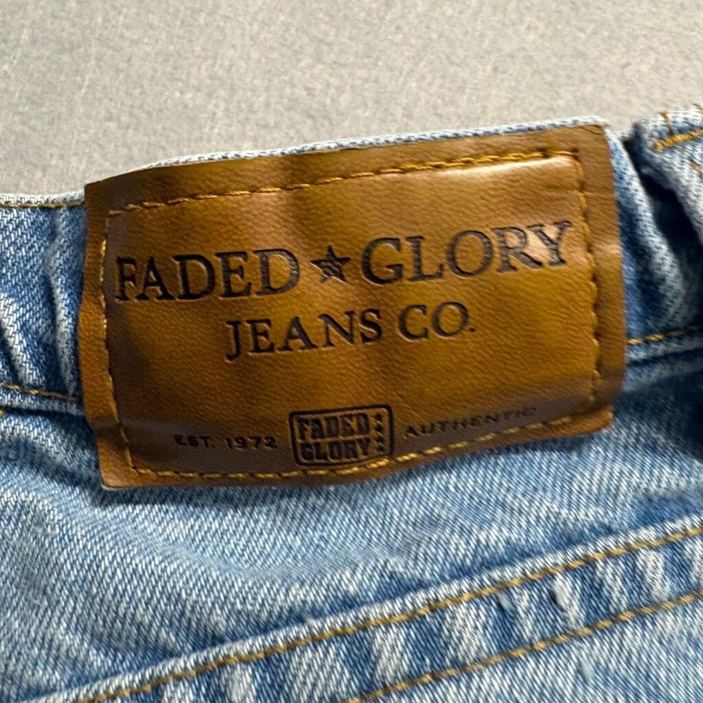 Vintage Faded Glory High Rise Mom Jeans Womens 8 Tall Light Wash 100% Cotton
