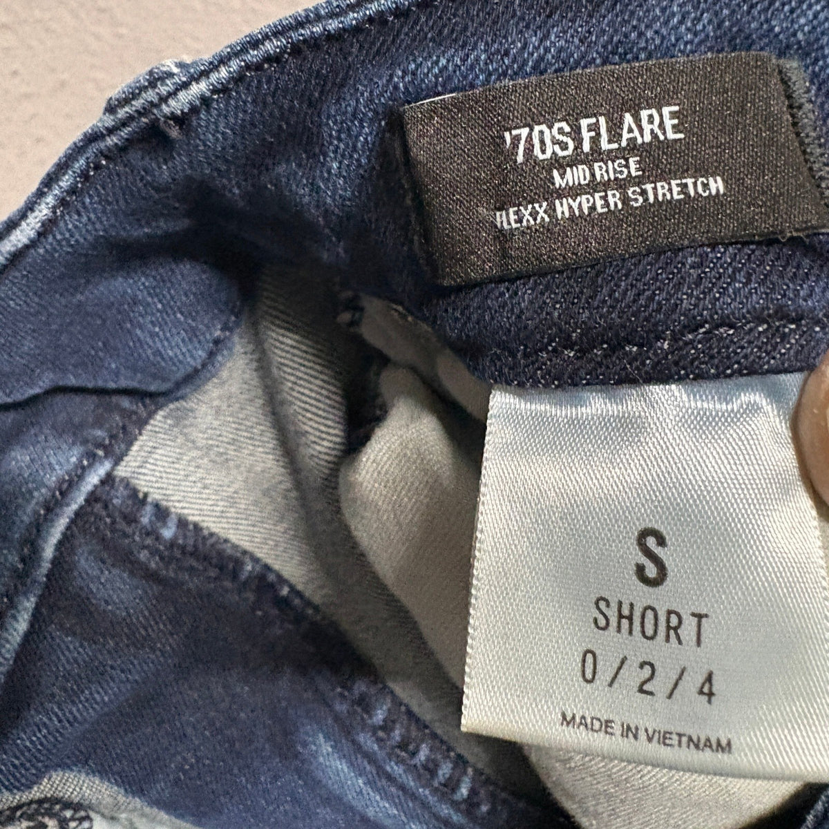 Express 70s Flare Jeans Womens Size S Short Blue High Stretch Raw Hem Mid Rise