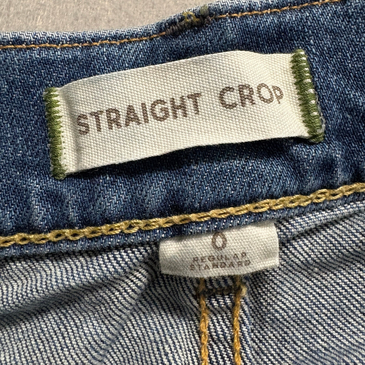 AE77 American Eagle Straight Crop Jeans Womens Size 0 Blue Denim Button Fly Raw