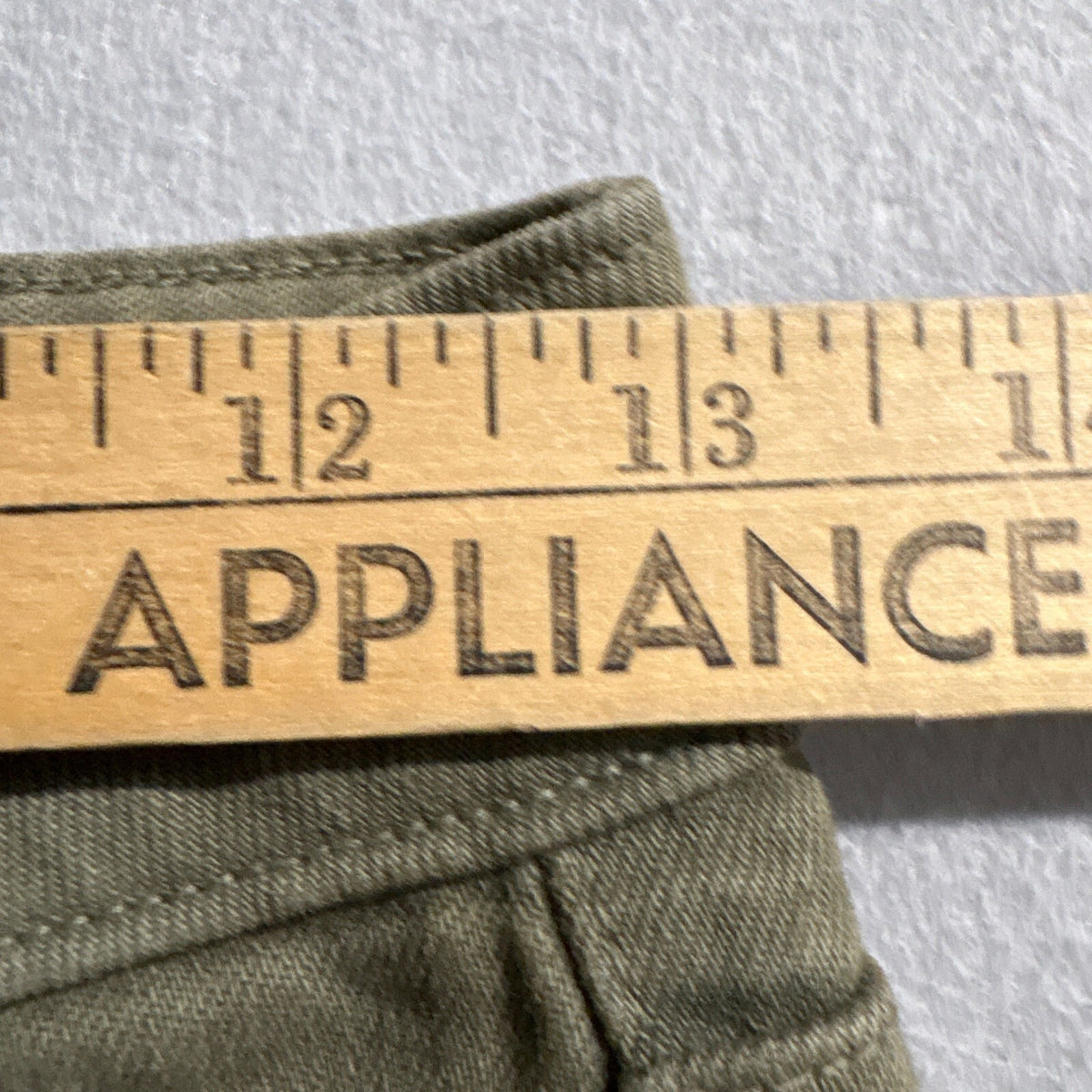 Trave Denim Colette Green Tambourine Jeans Womens Size 25 Raw Hem Made in USA