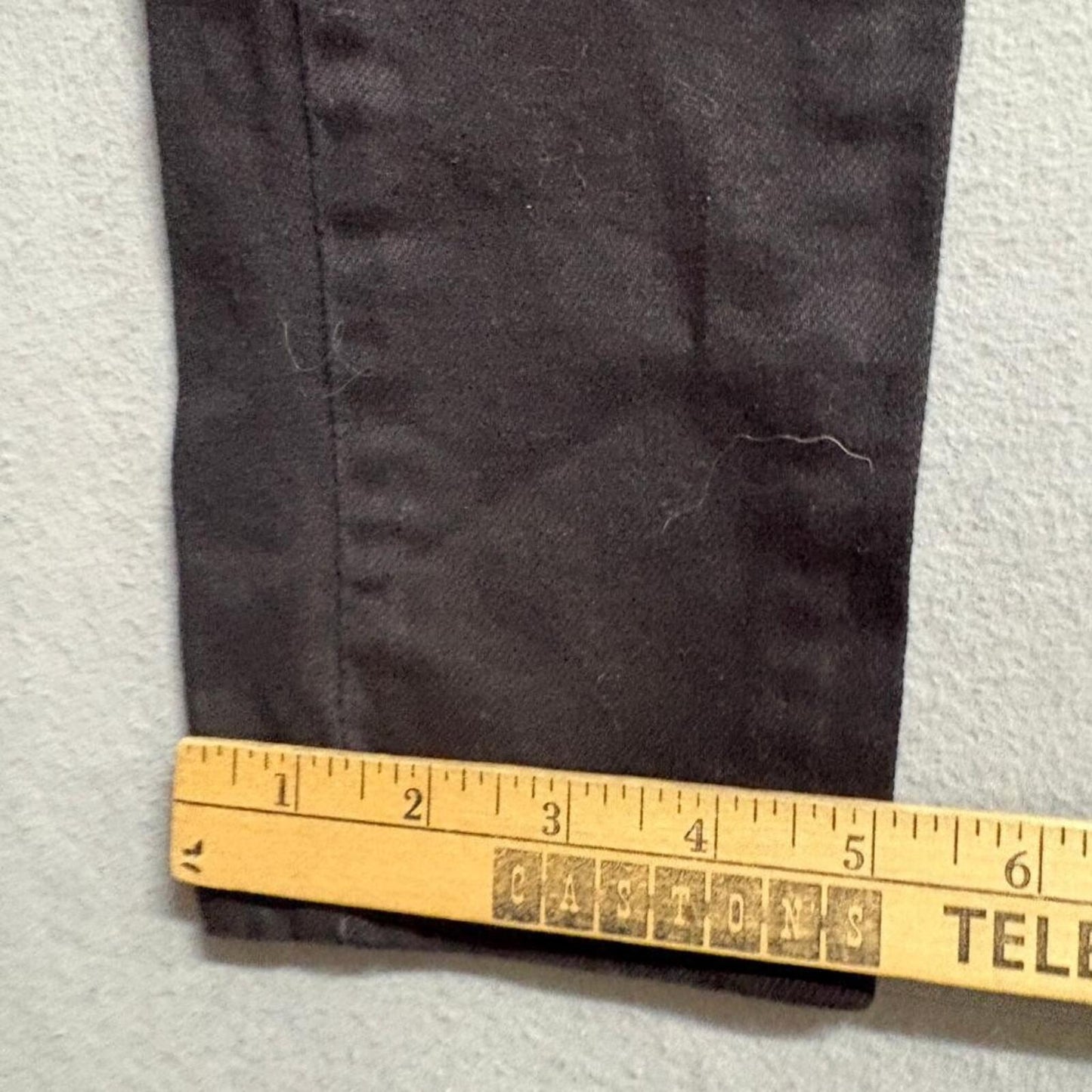 Levis 721 High Rise Skinny Jeans Womens 26x30 Black Distressed Ripped Knee Denim