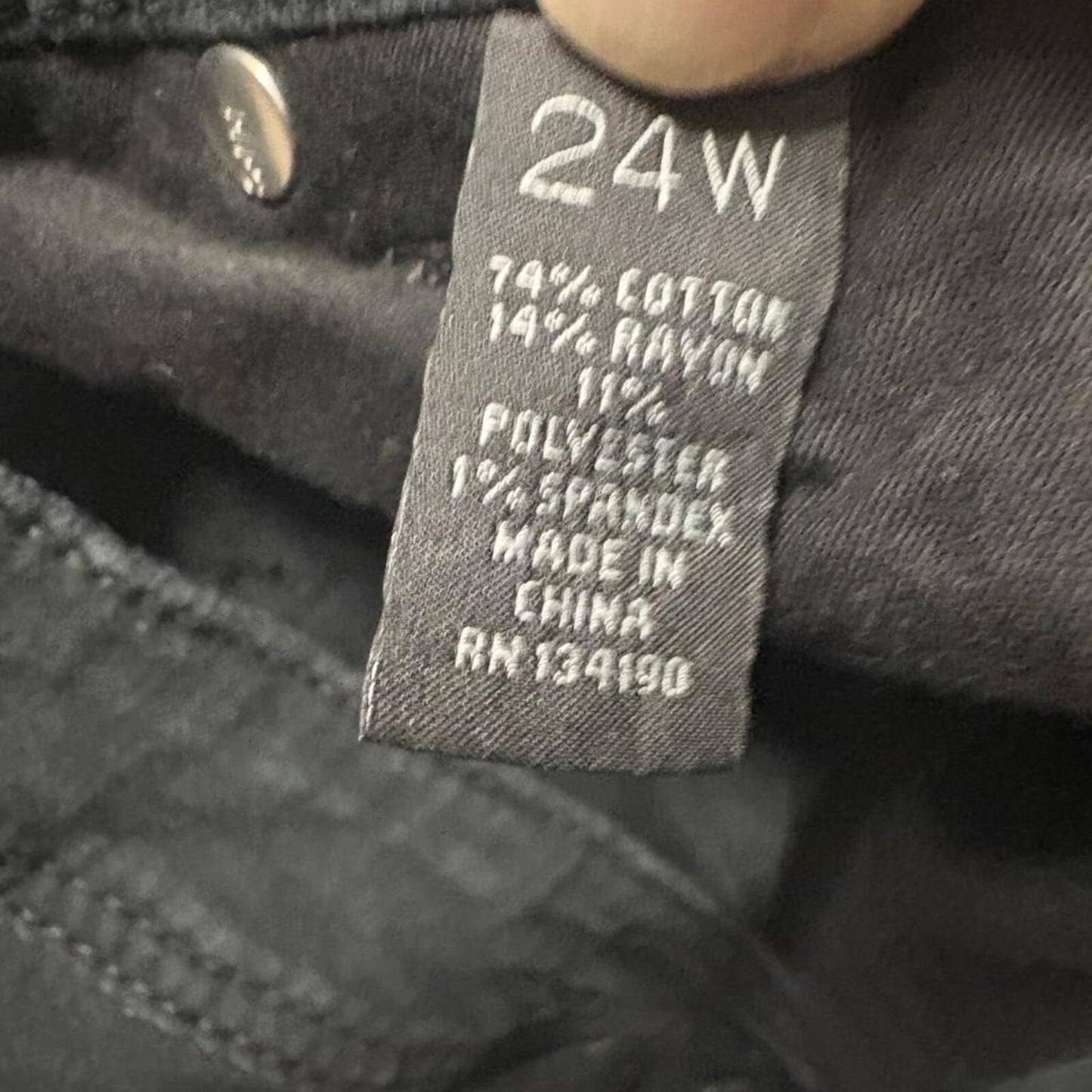 INC International Concepts Bootcut Jeans Womens 24W Black Denim Slim Tech Fit