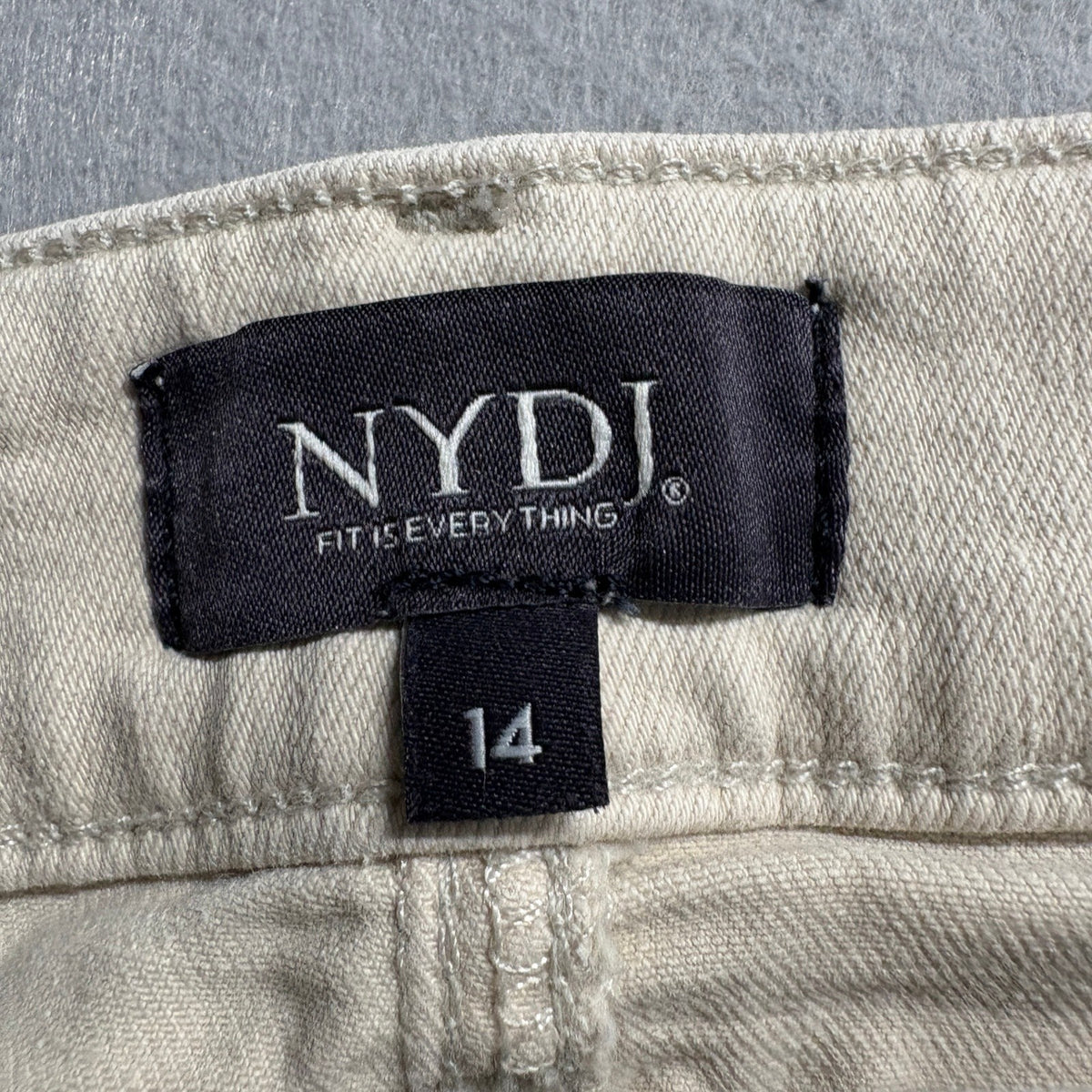 NYDJ Marilyn Straight Leg Jeans Womens Size 14 Beige Khaki Lift Tuck Denim