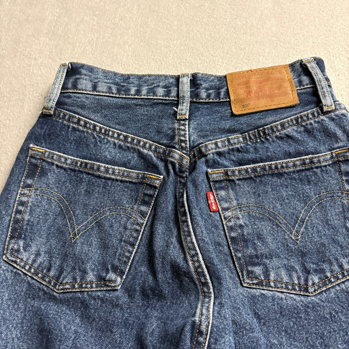 Levis Premium 501 Original Fit Jeans Womens W23 L28 Blue Denim Straight Leg High