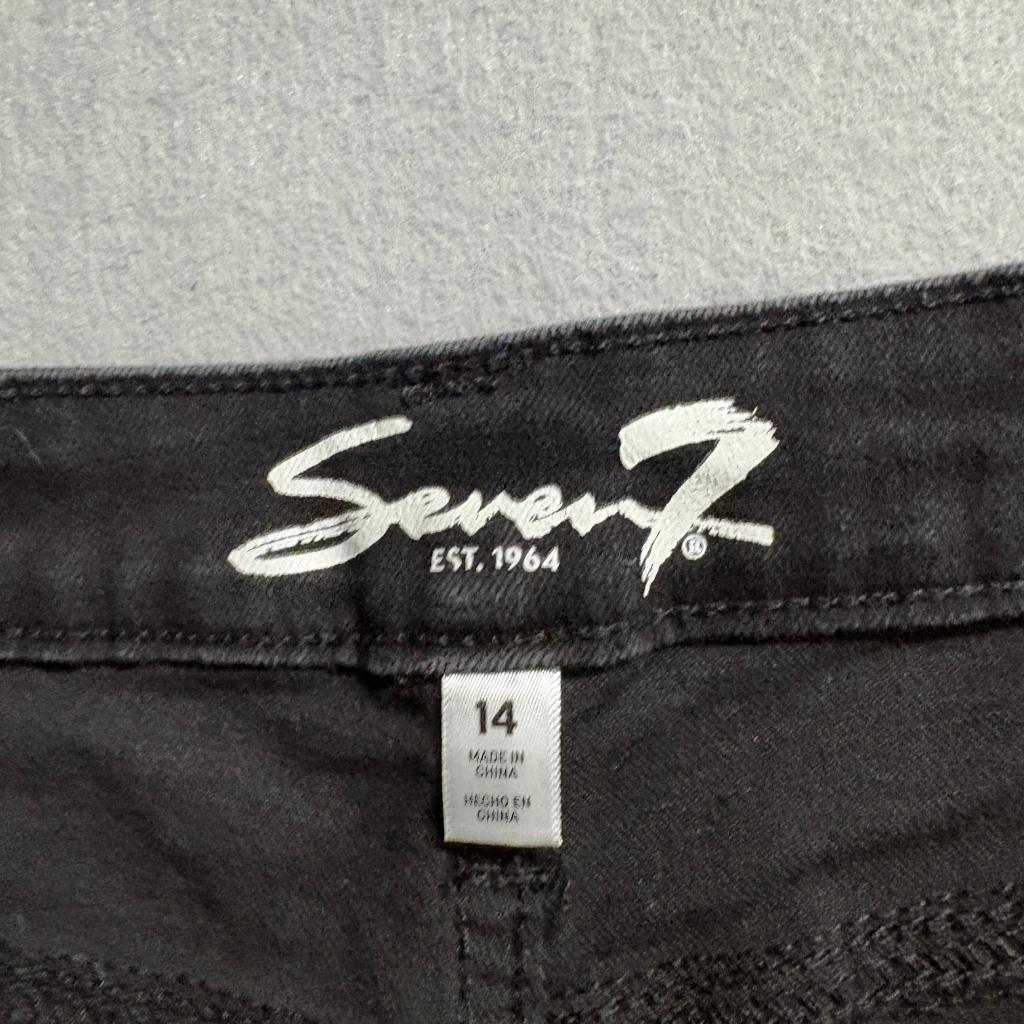 Seven7 Relaxed Bermuda Denim Shorts Womens Size 14 Black Raw Hem Stretch
