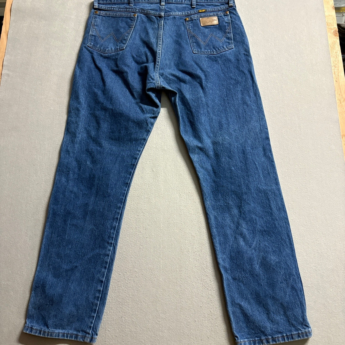 Wrangler 13MWZPW Cowboy Cut Original Fit Jeans Mens 40x34 Blue Denim Heavyweight