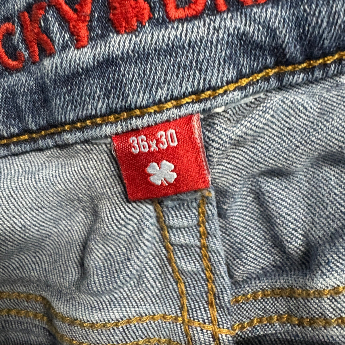 Lucky Brand 223 Straight Fit Jeans Mens 36x30 Medium Wash Denim Stretch Pants