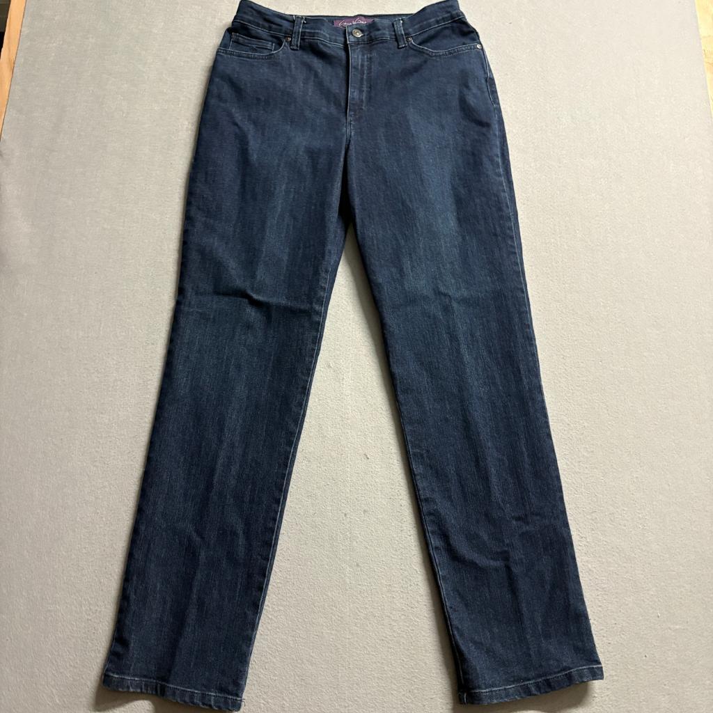 Gloria Vanderbilt Amanda Jeans Womens 10 Average Blue Denim Straight Leg High