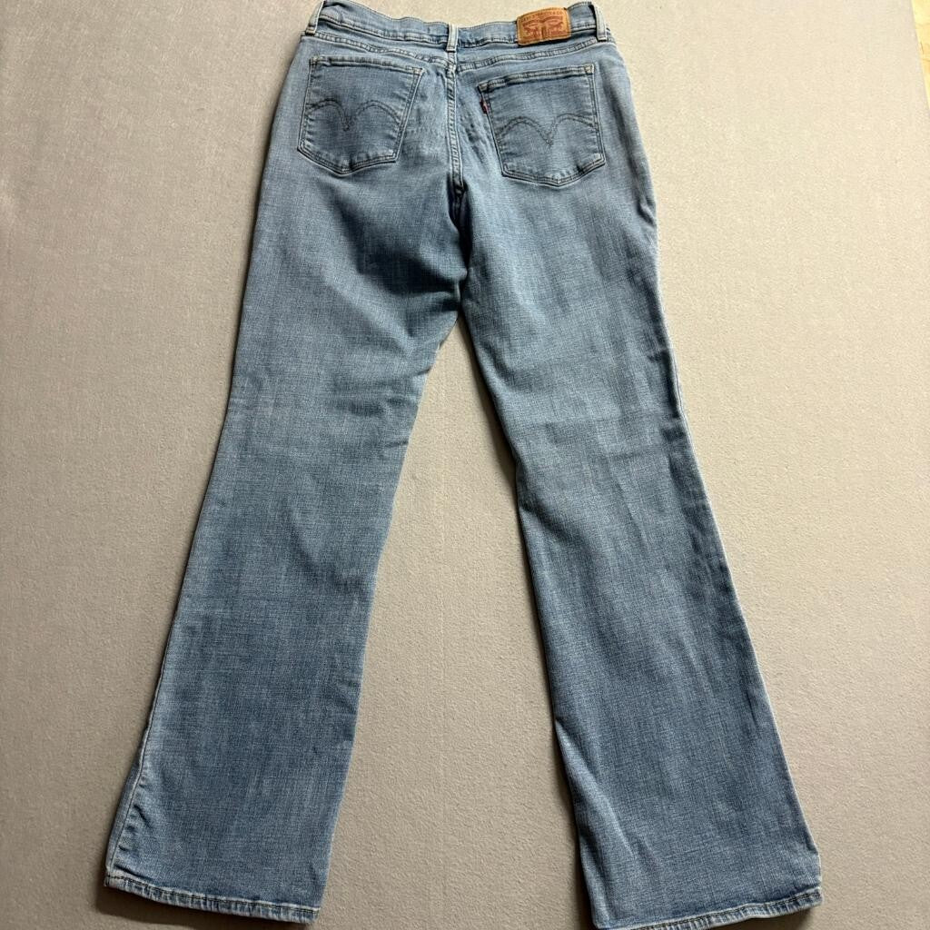 Levis Classic Bootcut Jeans Womens 28 Light Wash Denim Blue Stretch Pants