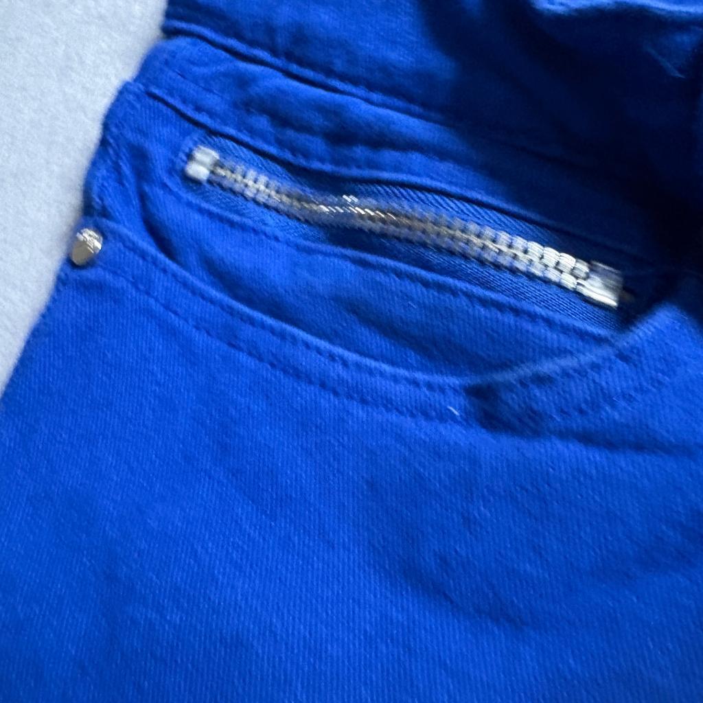 Rockstar Original Women Blue Flare Jeans Size 34 Frayed Hem Stretch Denim