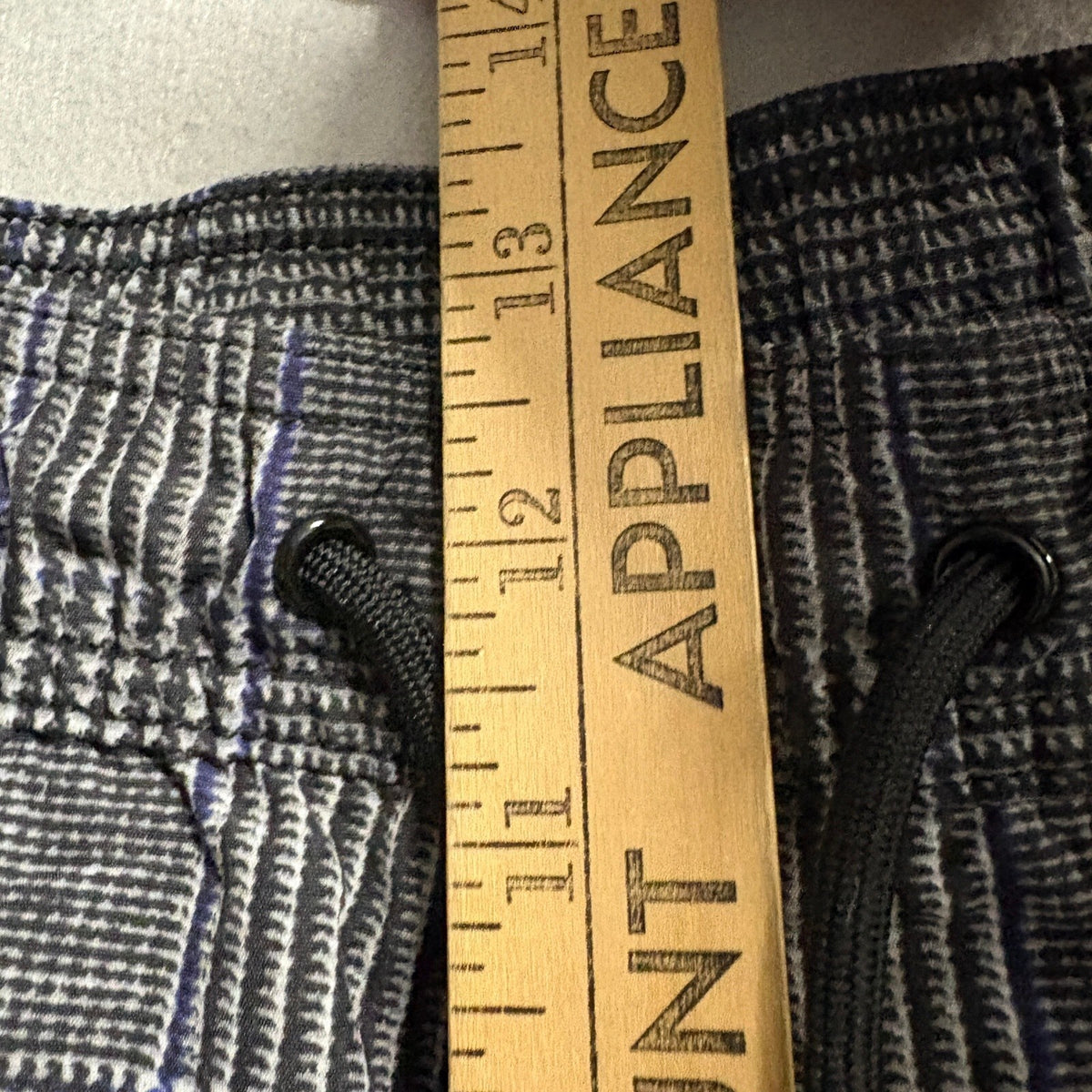 American Eagle Mens Jogger Pants Small S Gray Plaid Nylon Mesh Lined Track Pants