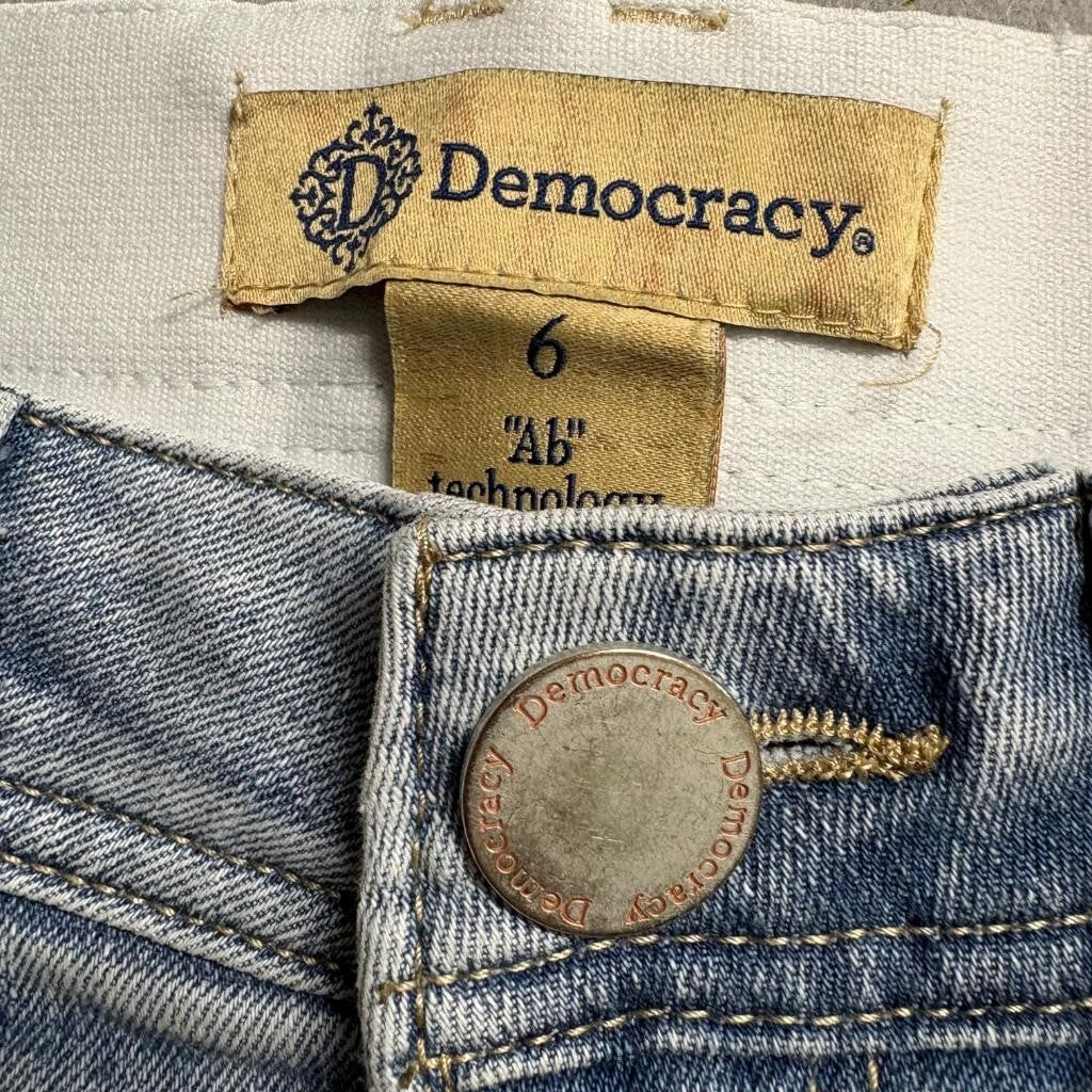 Democracy Ab Technology Jeans Womens 6 Light Wash Stretch Straight Leg Blue
