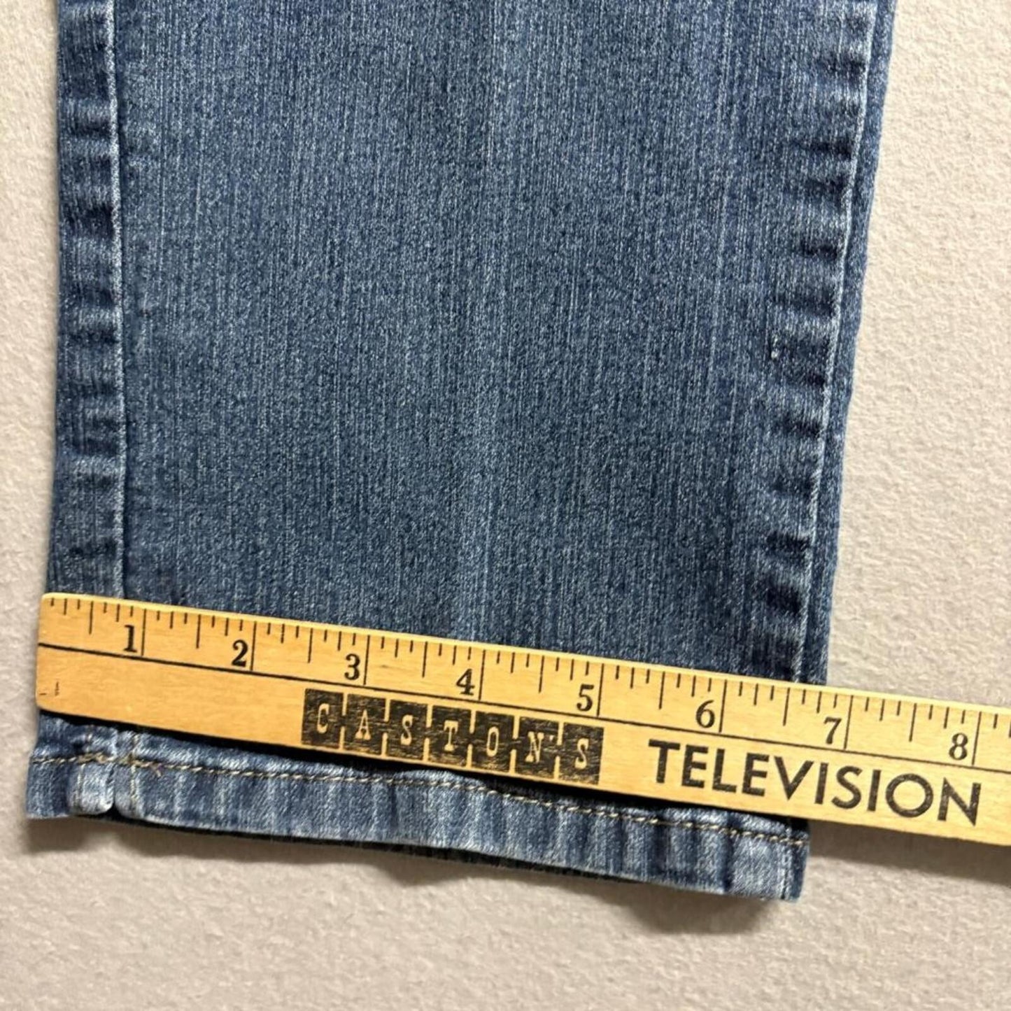 NYDJ Women's Capri Jeans Size 12 Blue Denim Stretch Crop Cropped Pants