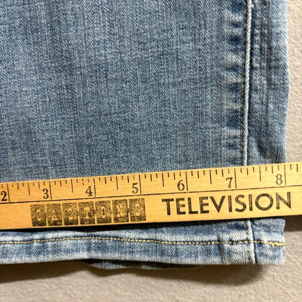 Levis 505 Straight Leg Jeans Womens 14L W32 L34 Light Wash Denim Blue