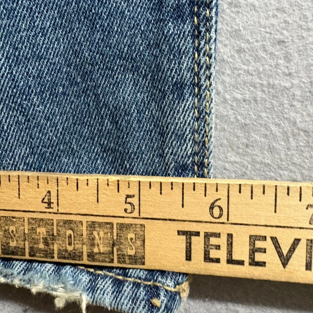 No Boundaries Distressed Patch Jeans Womens Blue Medium Wash Straight Leg Denim