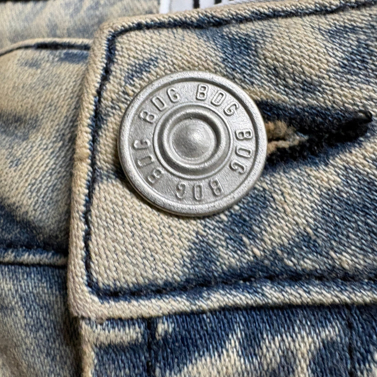 BDG Urban Outfitters Side Zipper Flared Jeans Womens Size 29 Acid Wash High Rise