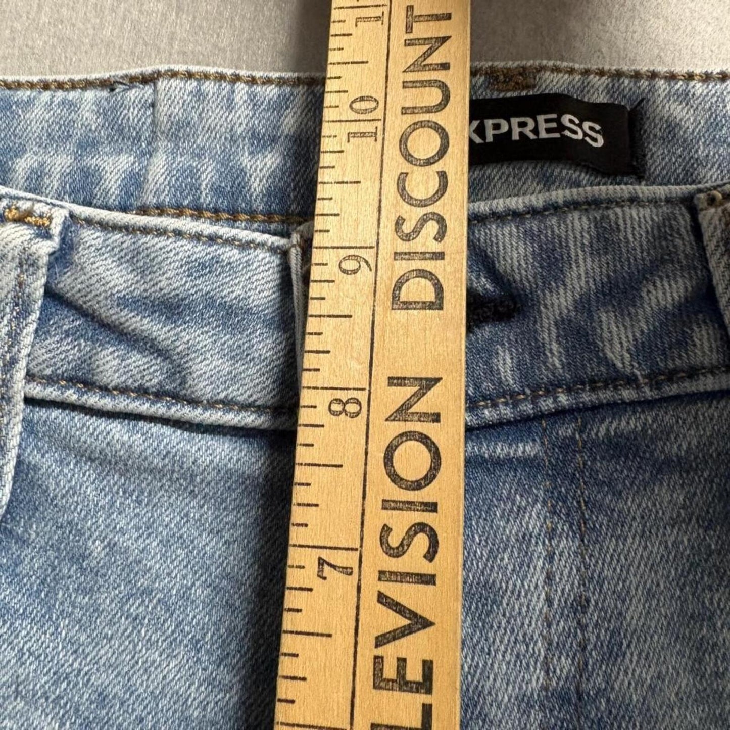 Express Slim Jeans Womens 29x30 Light Wash Blue Stretch Denim Mid Rise