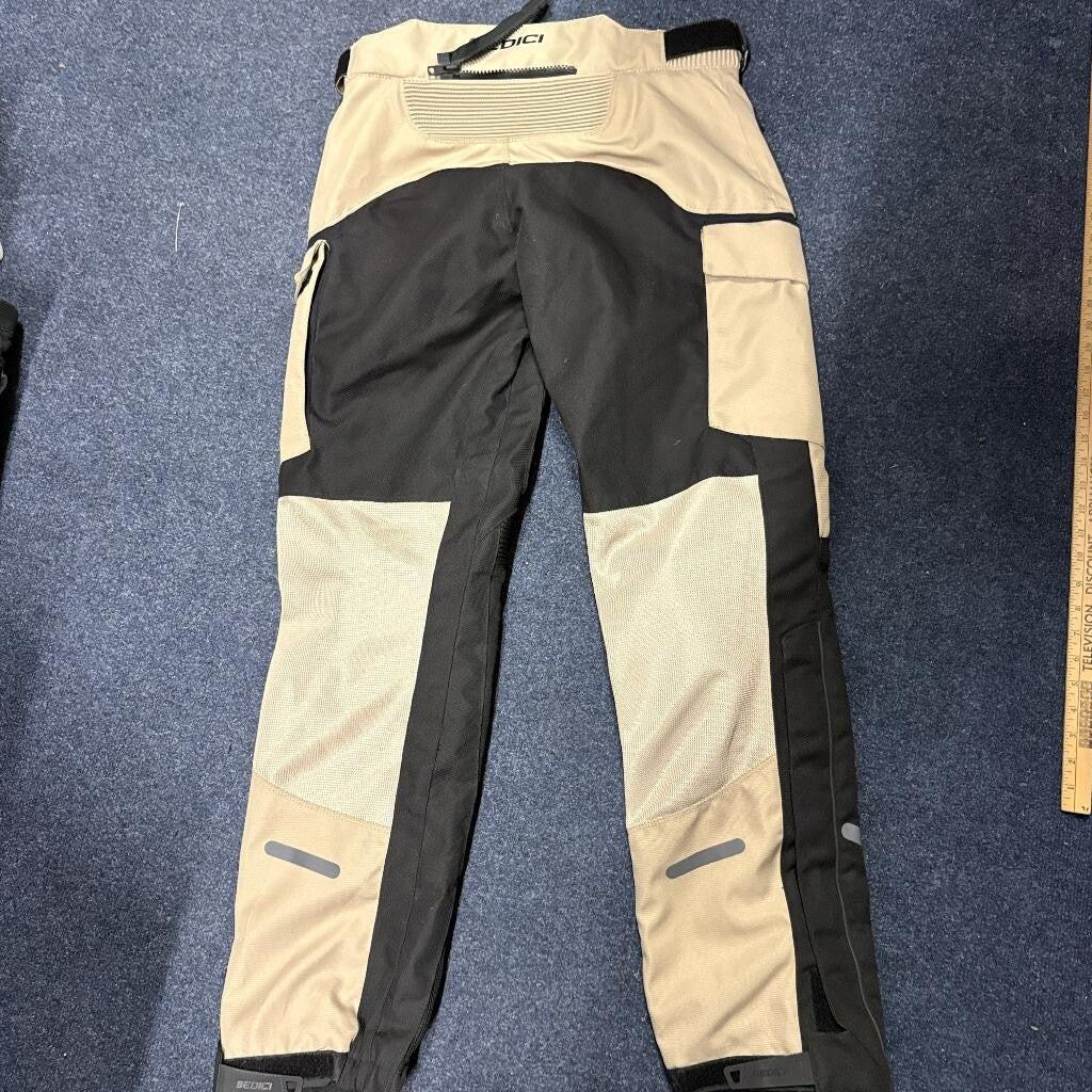 Sedici Motorcycle Riding Pants Mens Size Large Tan Black Mesh Armored Adventure