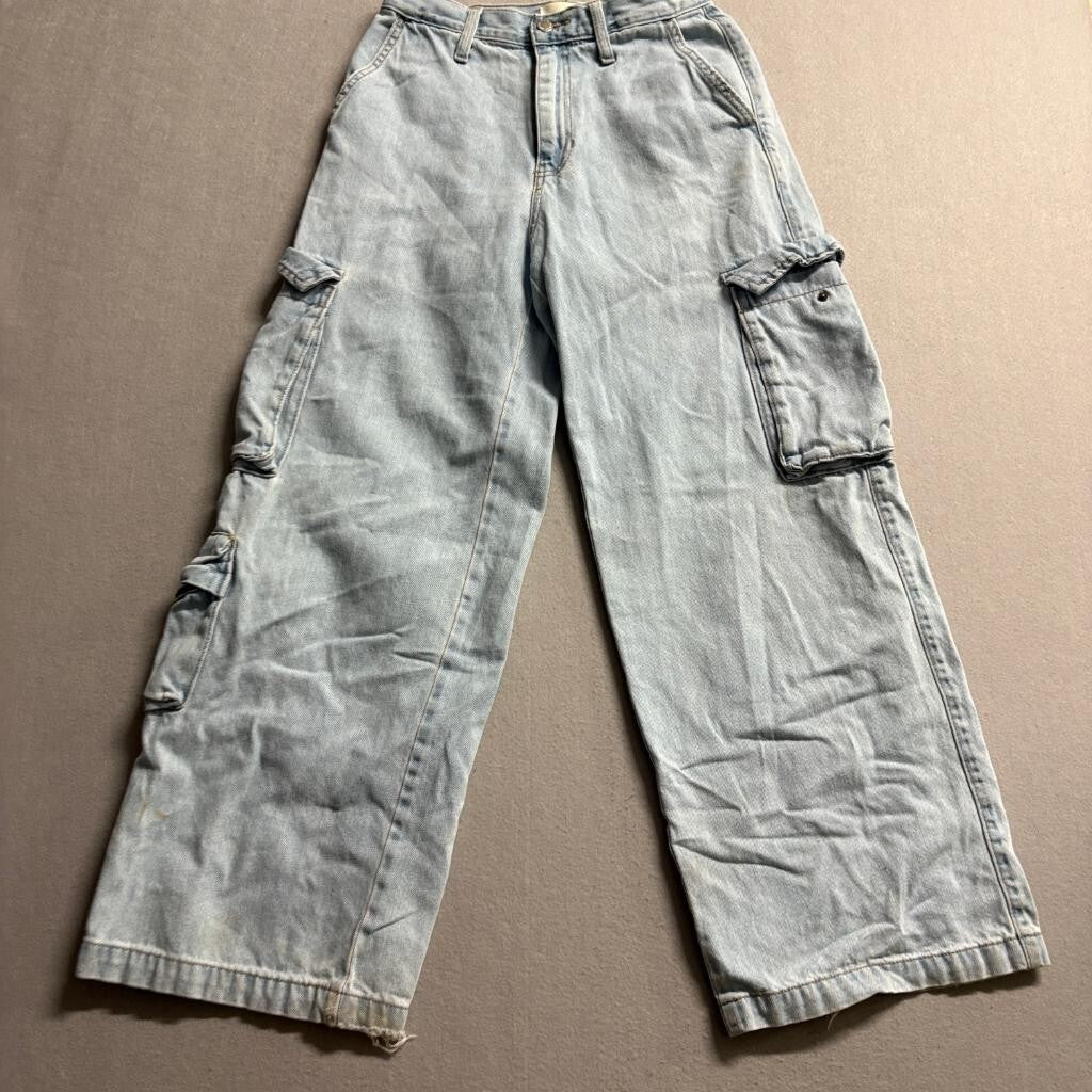 Universal Thread Cargo Jeans Womens 4R Light Wash Wide Leg High Rise Utility