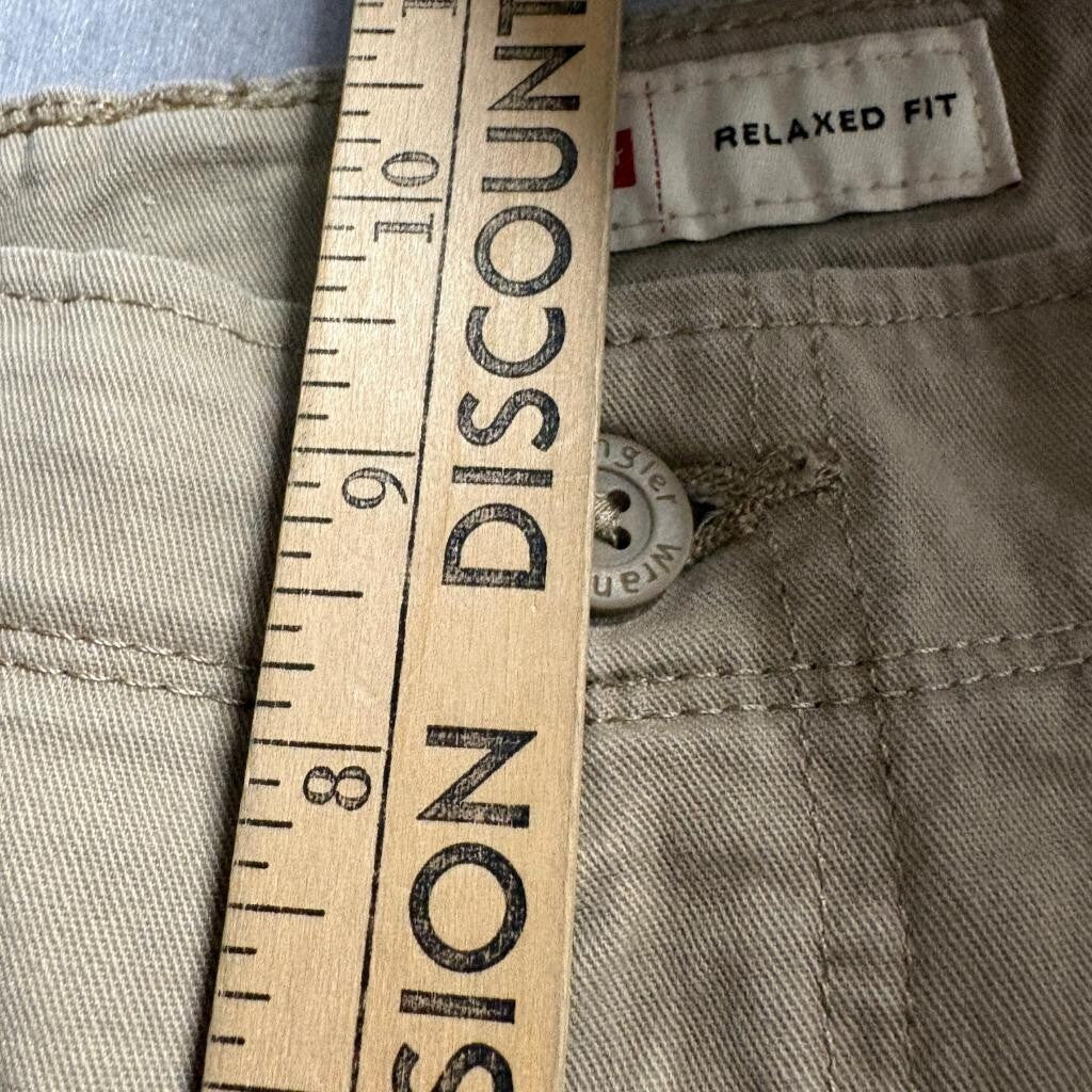 Wrangler Cargo Pants Mens 32x30 Khaki Tan Relaxed Fit Stretch Cotton Blend