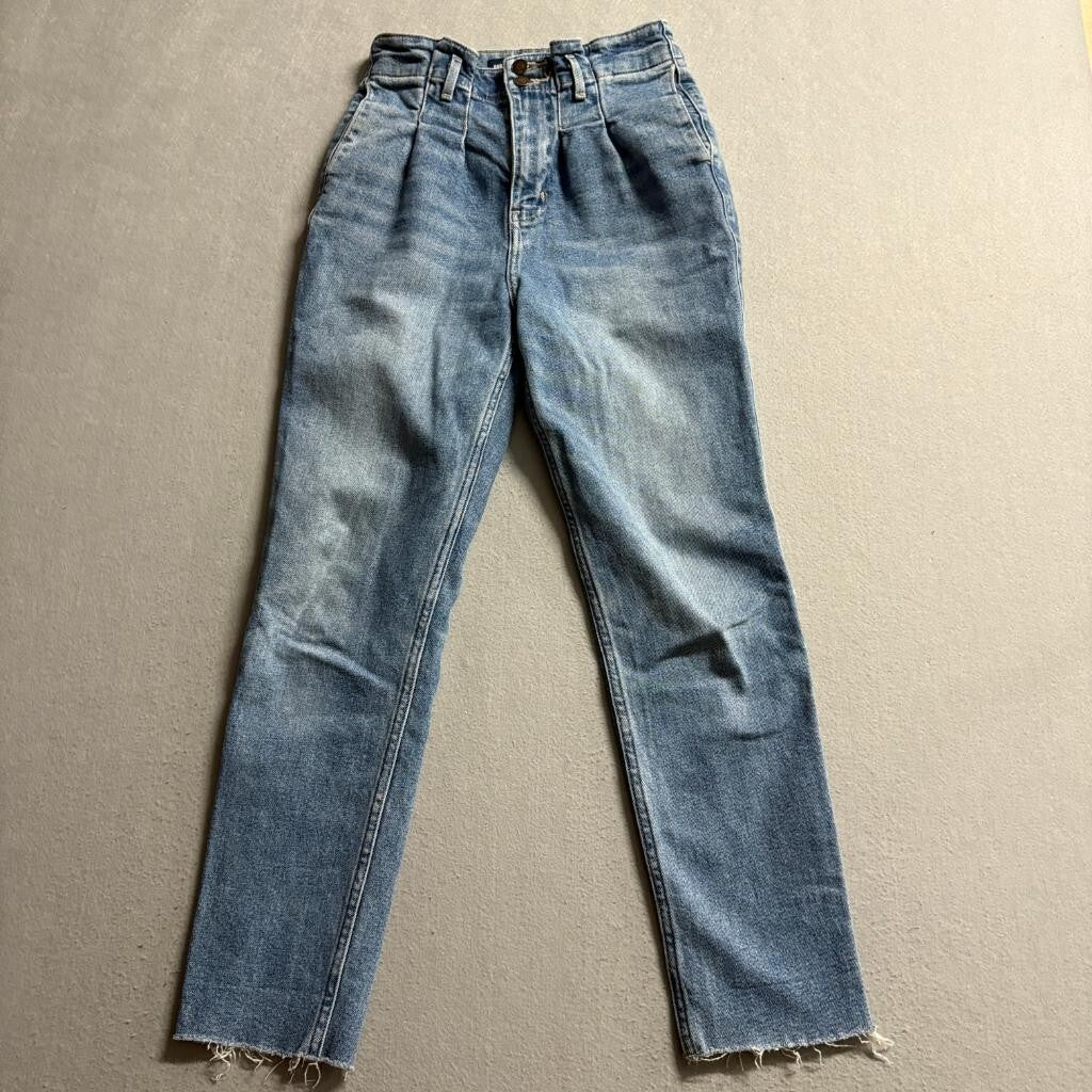Hollister Curvy Ultra High Rise Mom Jeans Womens 00R W23 L27 Blue Denim Stretch
