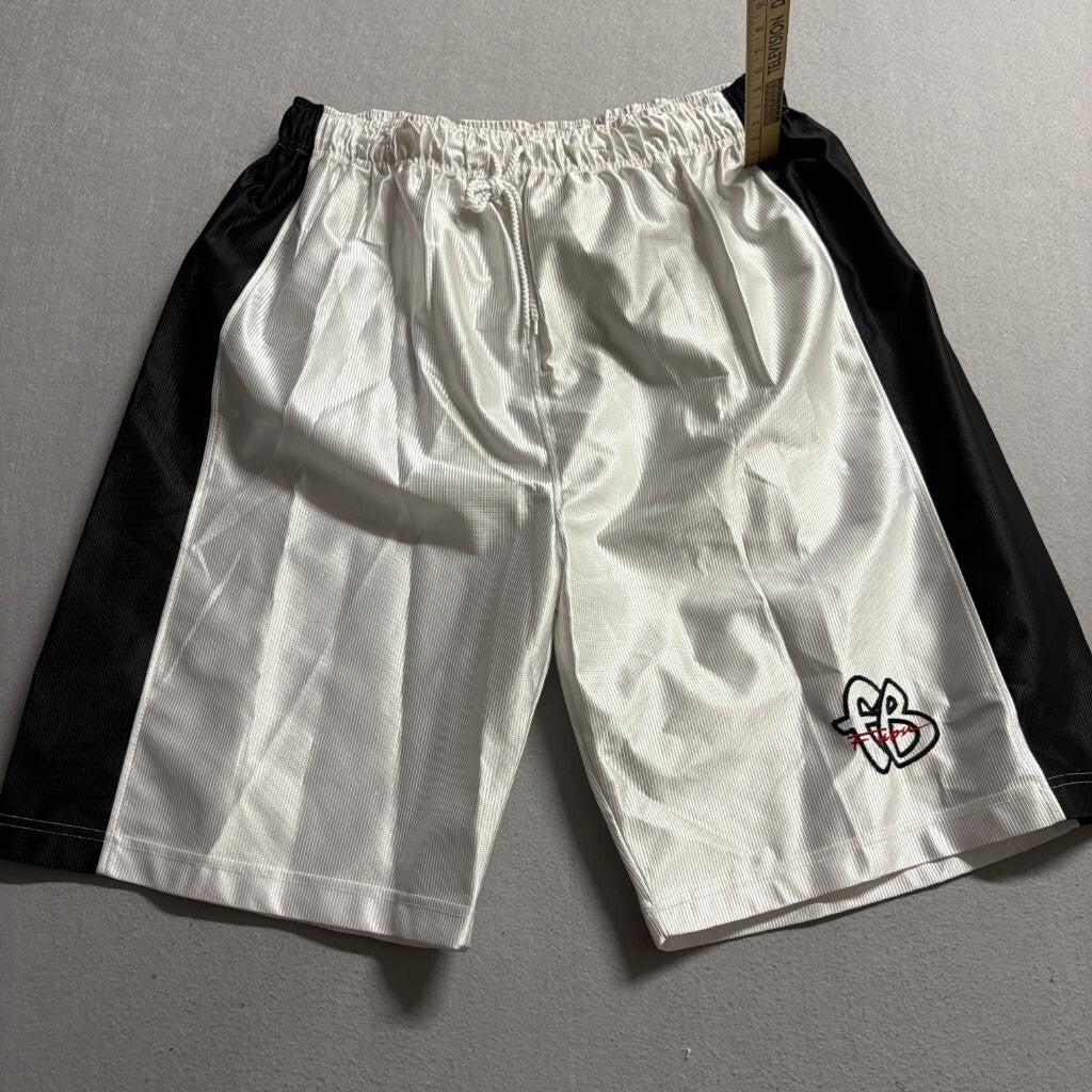 Vintage FUBU The Collection Baseball Jersey Shorts Hat 3 Piece Set Mens XL White