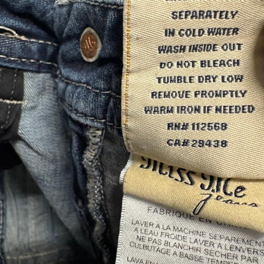 Miss Me Signature Bootcut Jeans Womens 29 Medium Wash Embroidered Flap Pocket