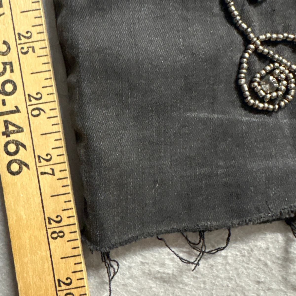 Chicos So Slimming Girlfriend Slim Leg Ankle Jeans Sz 0T Gray Beaded Floral Hem