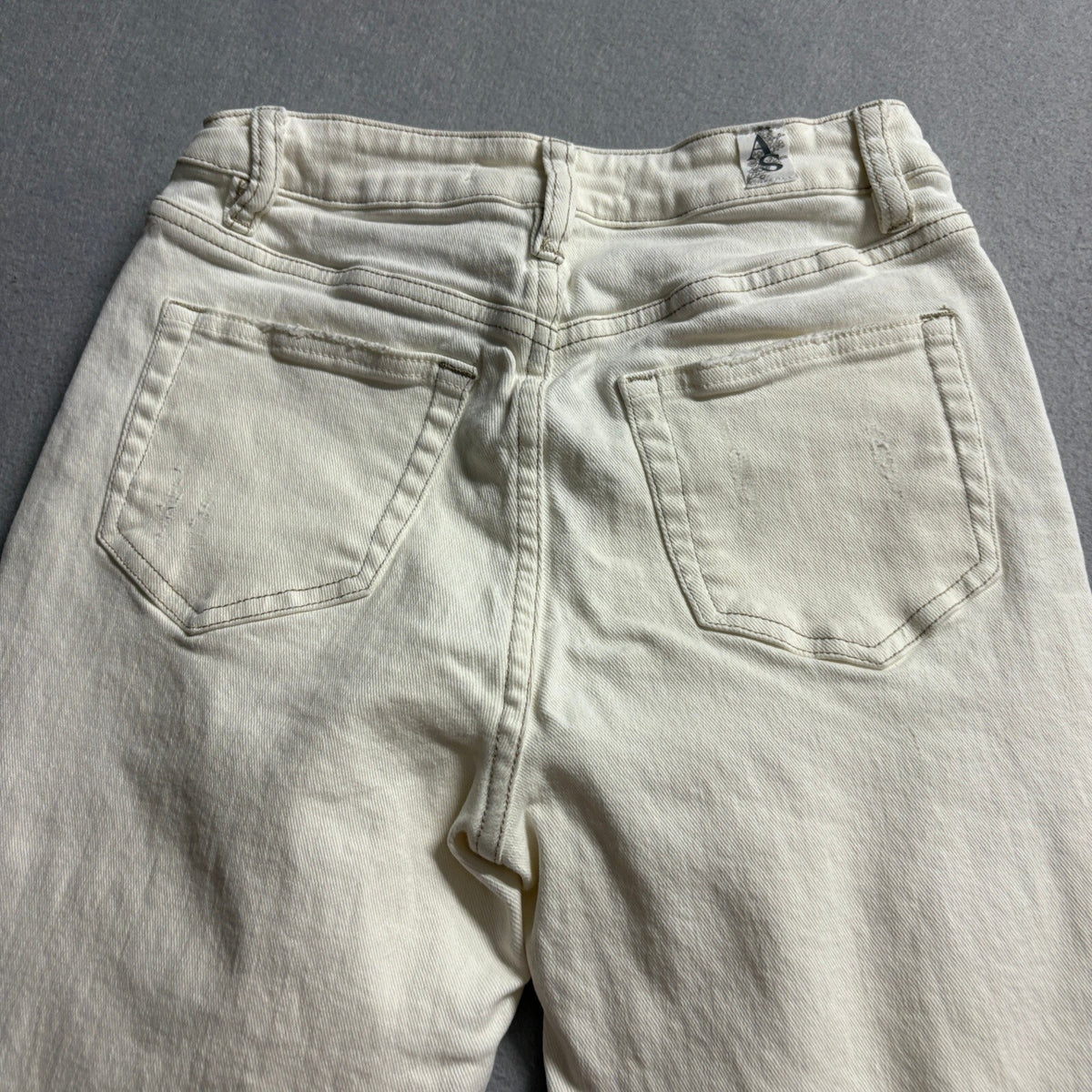 Altar'd State Distressed Jeans Womens 24 Ivory Cream Ripped Straight Leg Denim