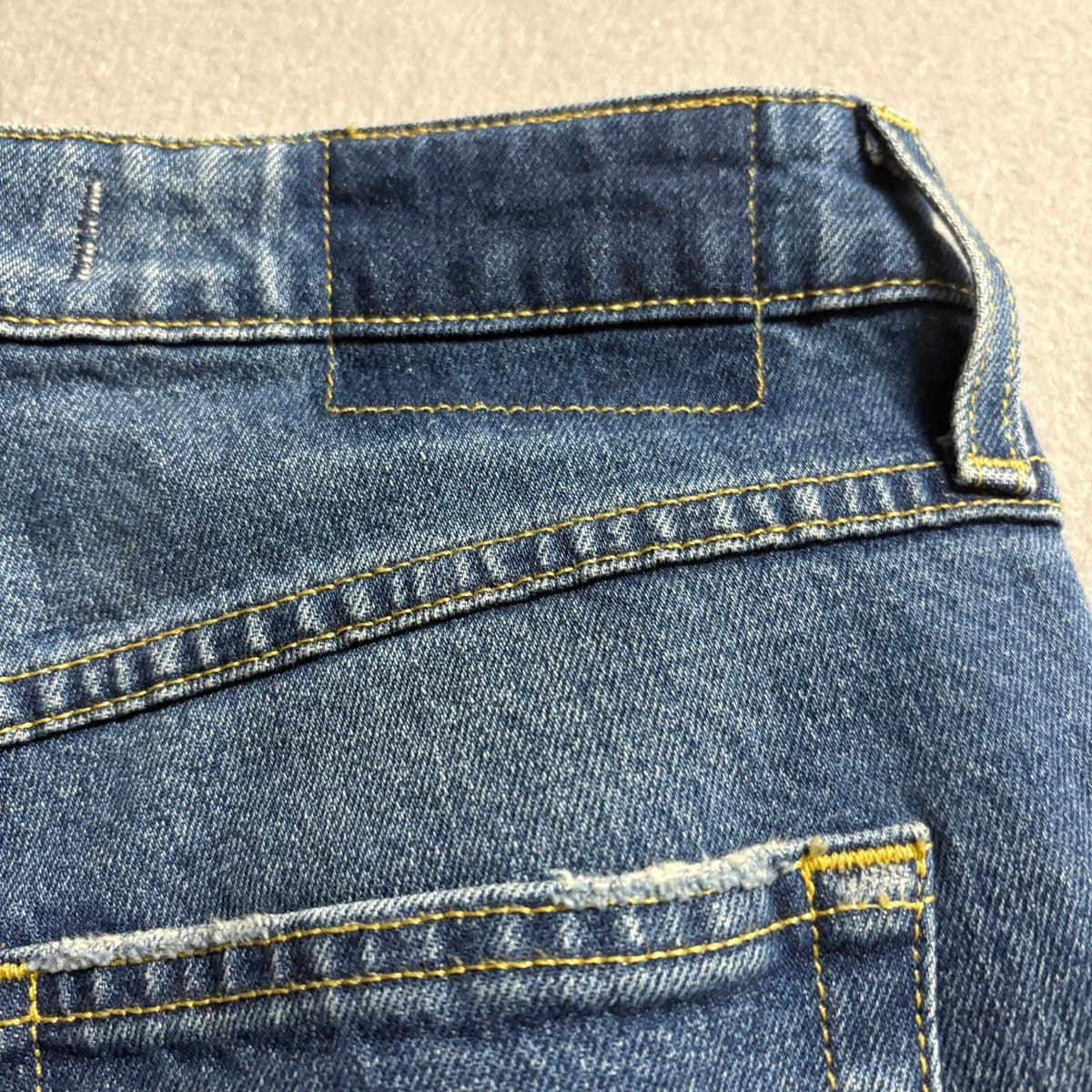 AMO Babe Dive Bar Destroy Jeans Womens Size 26 Distressed Frayed Hem Denim Blue