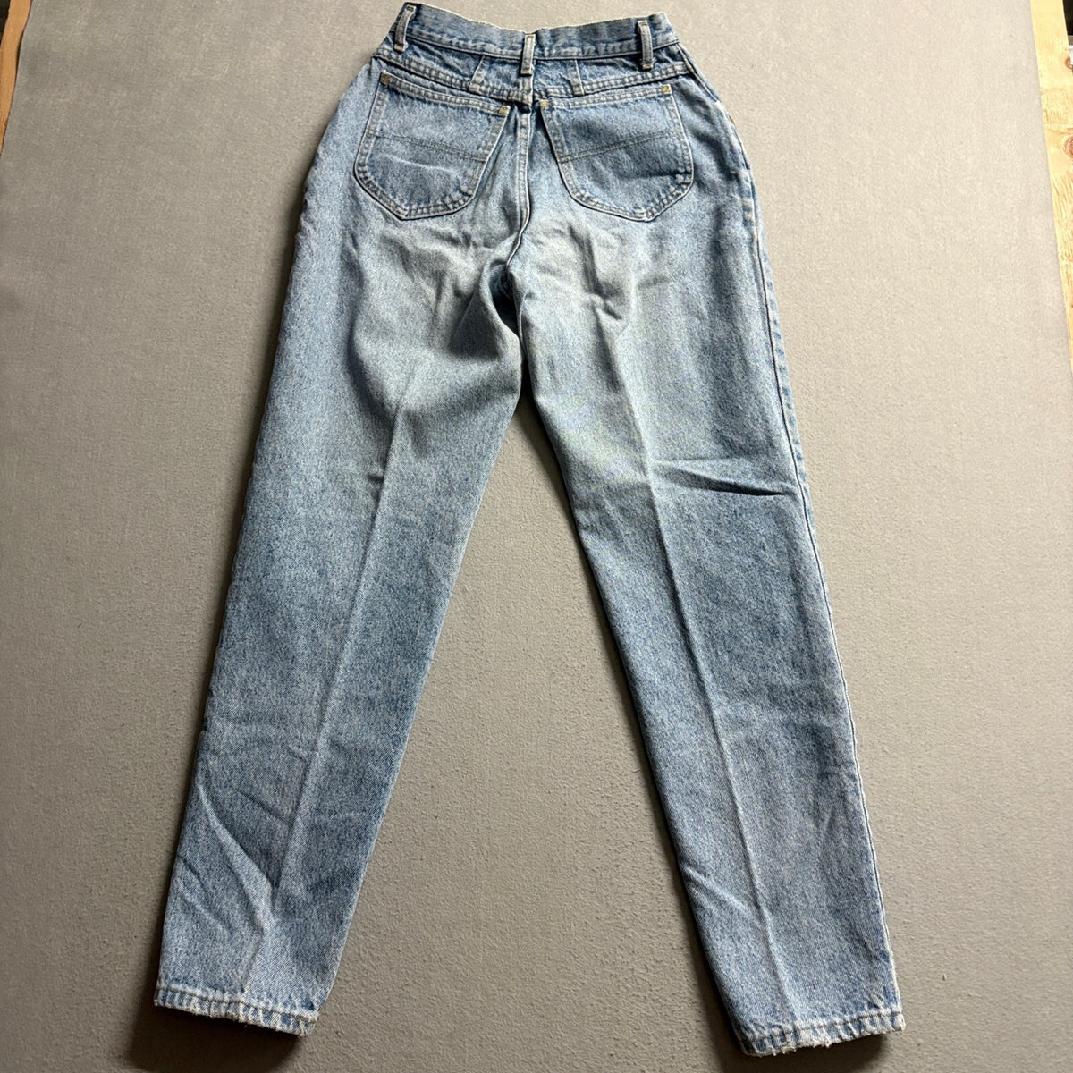 Vintage L.L. Bean Double Pleated Front Mom Jeans Light Wash Denim High Rise
