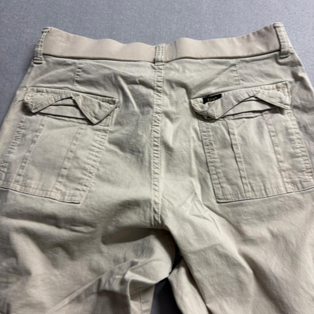 Lee Women Stretch Waist Cargo Pants Beige Khaki Crop Capris Size 8 Stretch