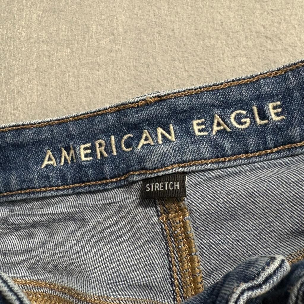 American Eagle Mom Jeans Womens Size 4 Long Blue Denim Stretch High Rise