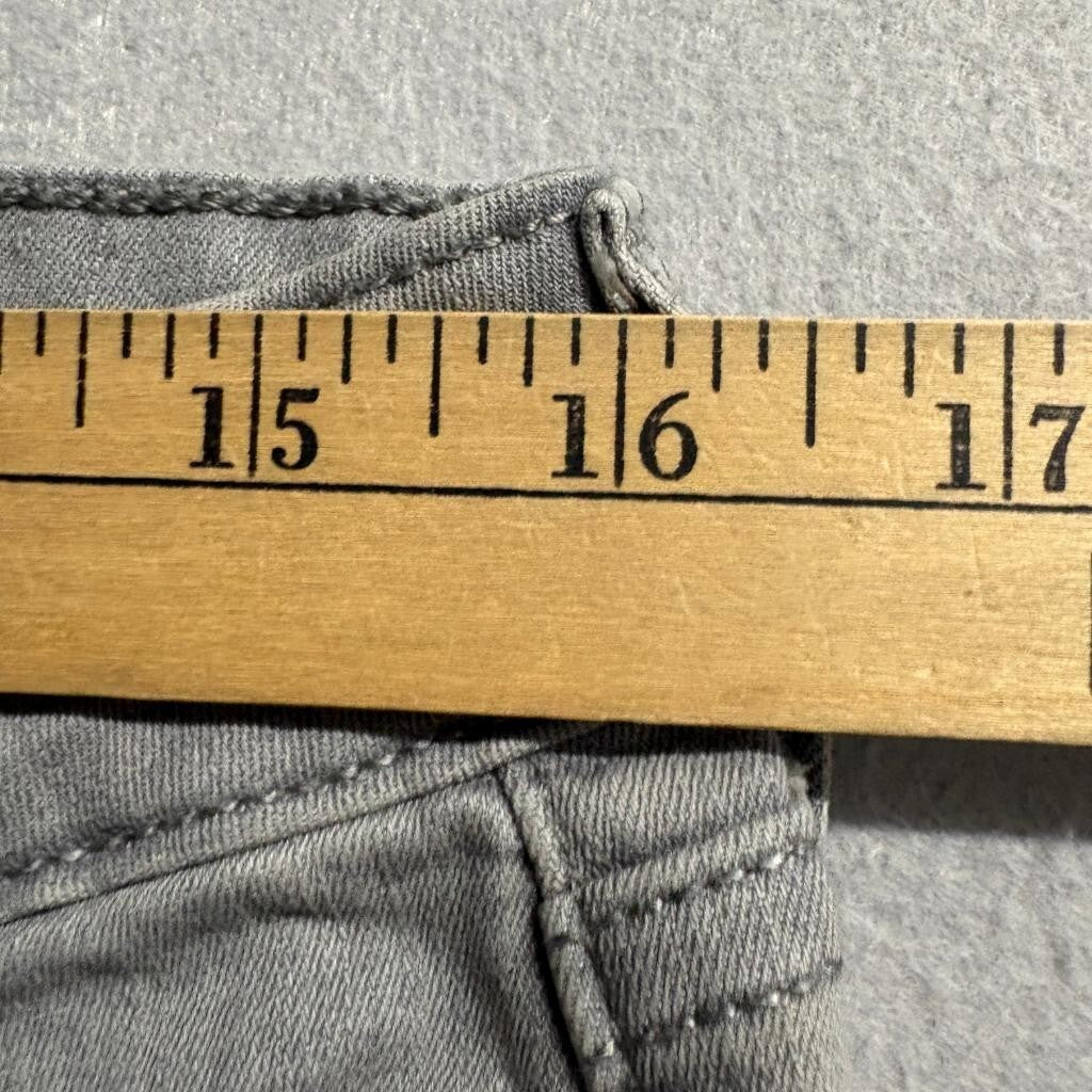 Levis 711 Skinny Jeans Womens 31 Gray Denim Stretch Mid Rise Pants W31 L30