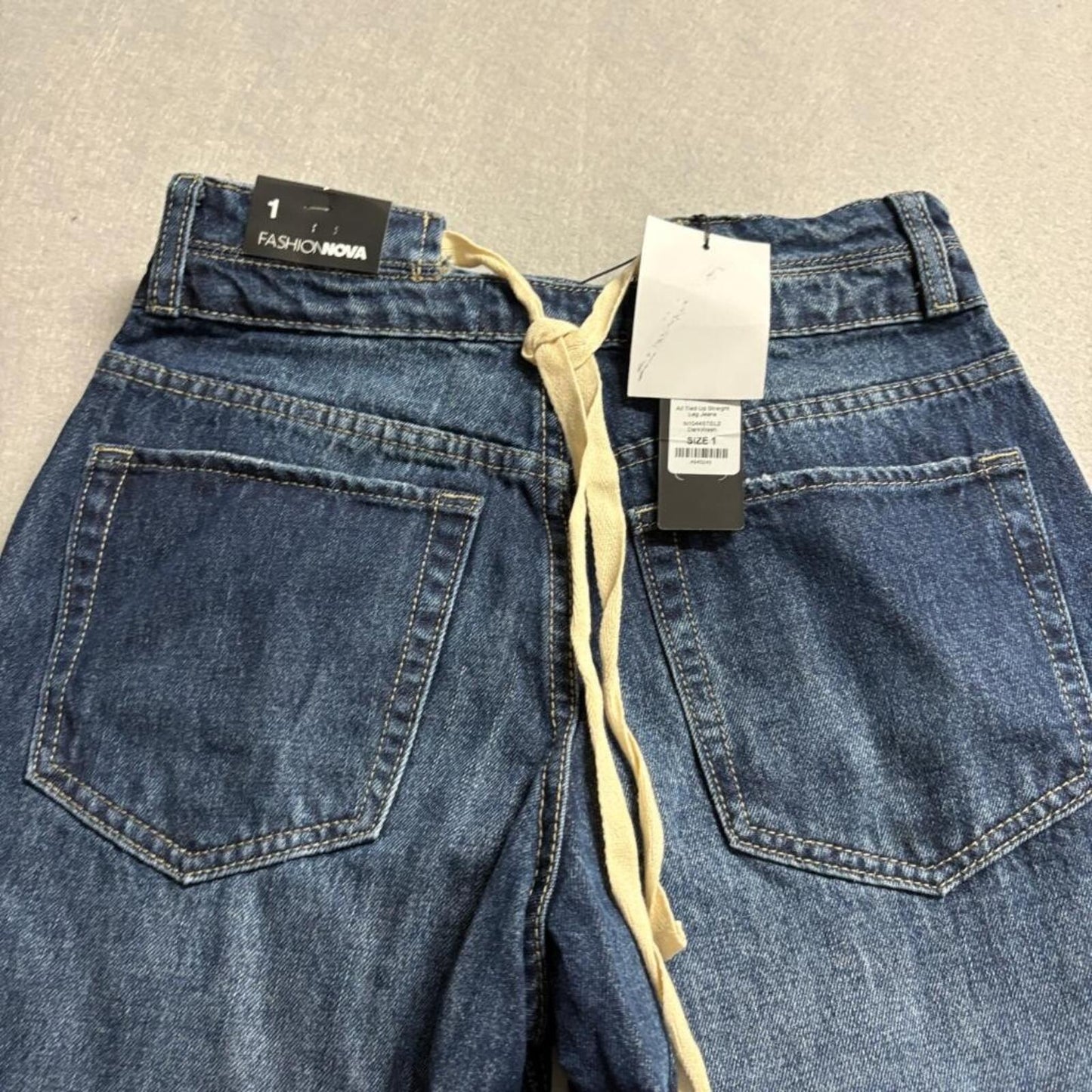 Fashion Nova All Tied Up Straight Leg Jeans Womens Size 1 Dark Wash Denim Cotton