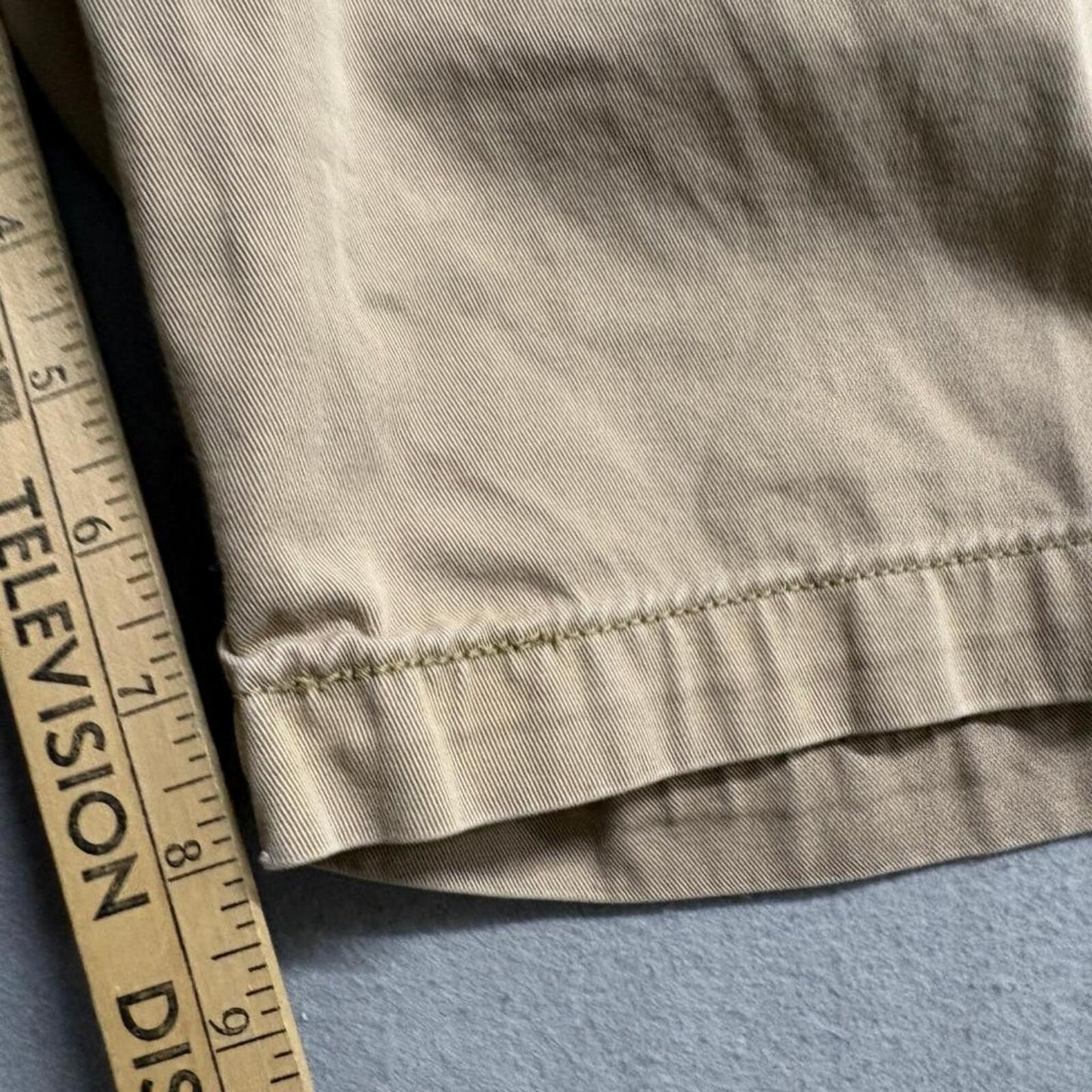 Levi Strauss Co Mens Cargo Shorts Size 48 Tan Khaki Cotton Twill Multi Pocket