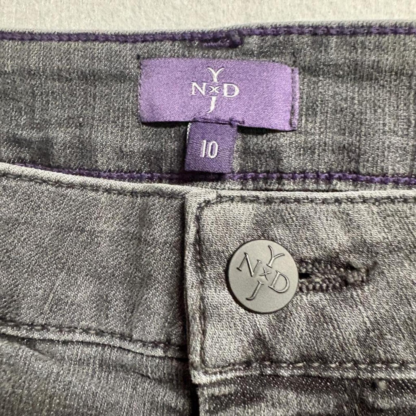 NYDJ Skinny Jeans Womens 10 Gray Lift Tuck Denim Stretch Made in USA