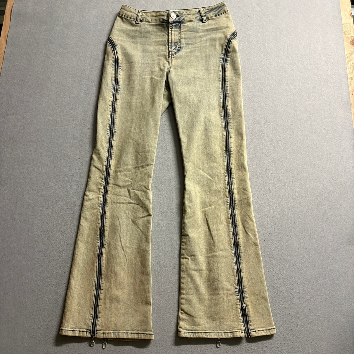 BDG Urban Outfitters Side Zipper Flared Jeans Womens Size 29 Acid Wash High Rise