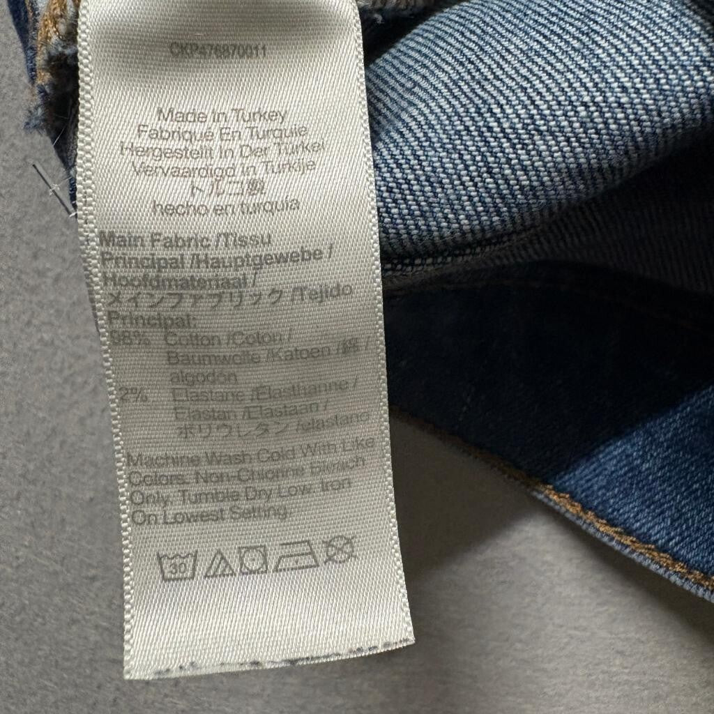 Madewell Mid-Rise Kick Out Jeans Womens 26P Blue Denim Raw Hem Stretch Crop