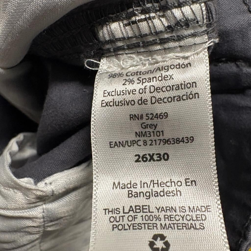 No Boundaries Womens Cargo Pants 26x30 Grey Tapered Leg Stretch Utility New