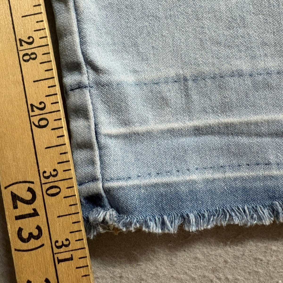 Fetish Jeans Womens Size 42 Light Wash Skinny Raw Frayed Hem Stretch Denim
