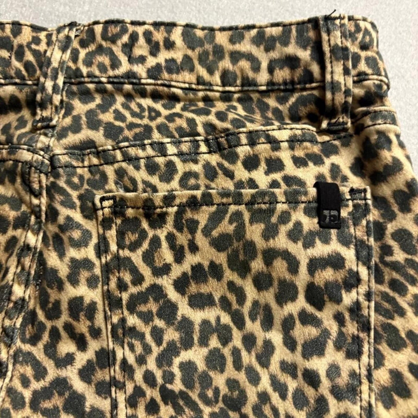Joe's Jeans The Callie High Rise Cropped Boot Leopard Print Denim Pants Size 25