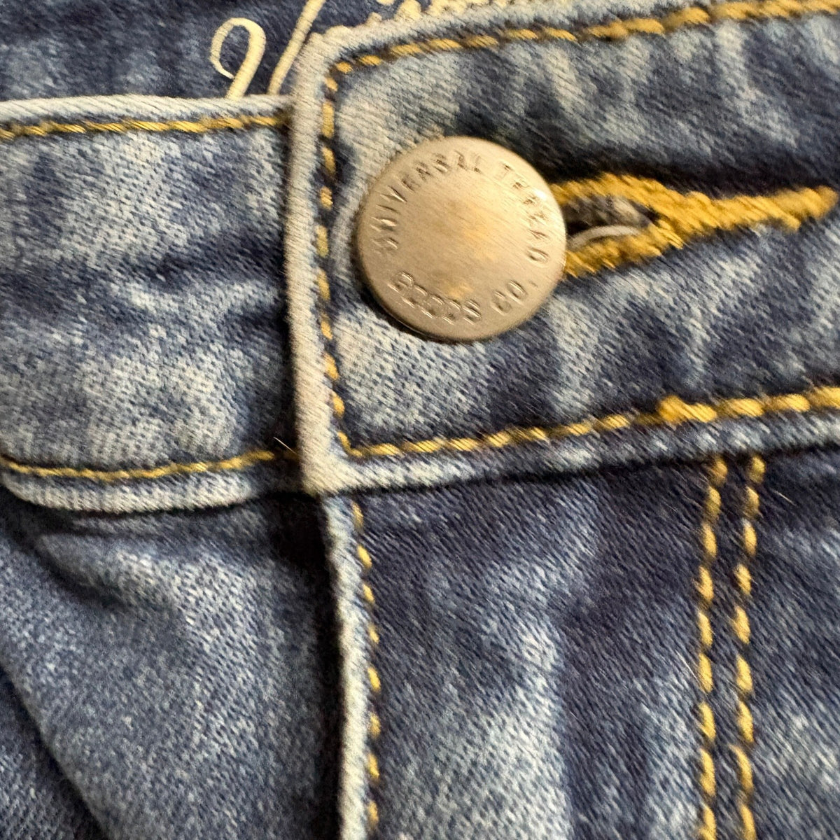 Universal Thread Colorblock Crop Flare Jeans Womens Size 2 26R Blue Raw Hem