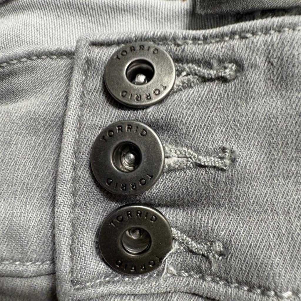 Torrid Super Soft Jegging Gray Distressed Skinny Jeans Womens Plus Size 22R