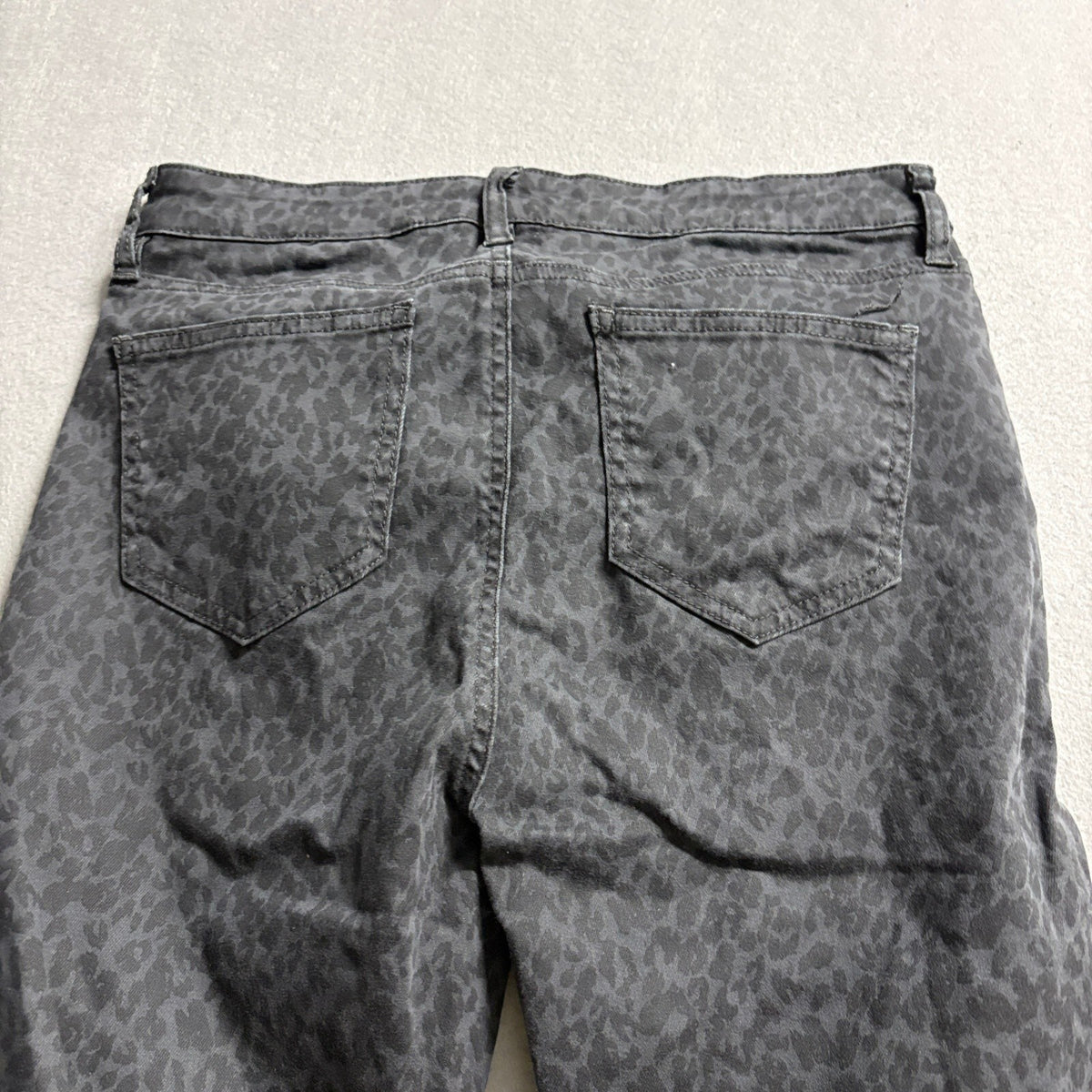 Buffalo David Bitton Hanna Jeans Womens Size 6/28 Black Animal Print High Rise