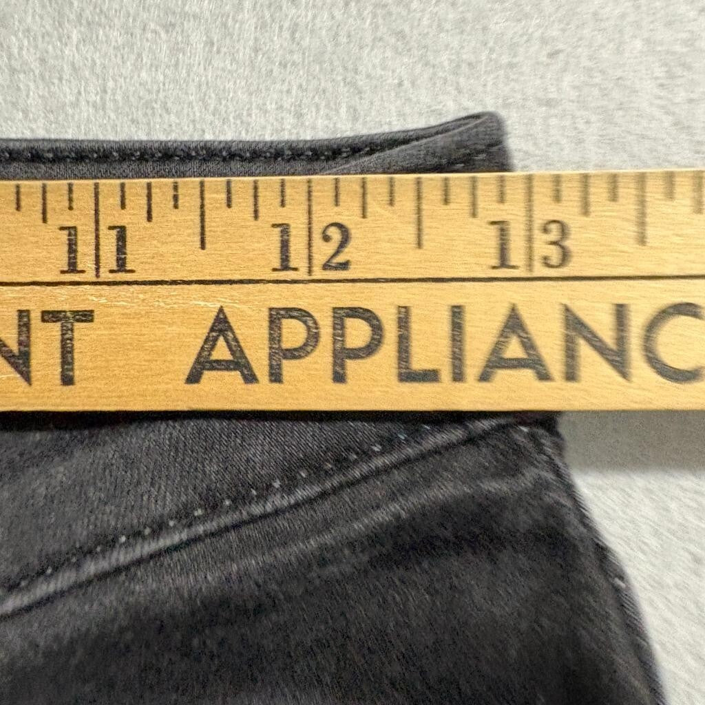 Levi's 721 High Rise Skinny Jeans Womens 28x30 Black Denim Stretch