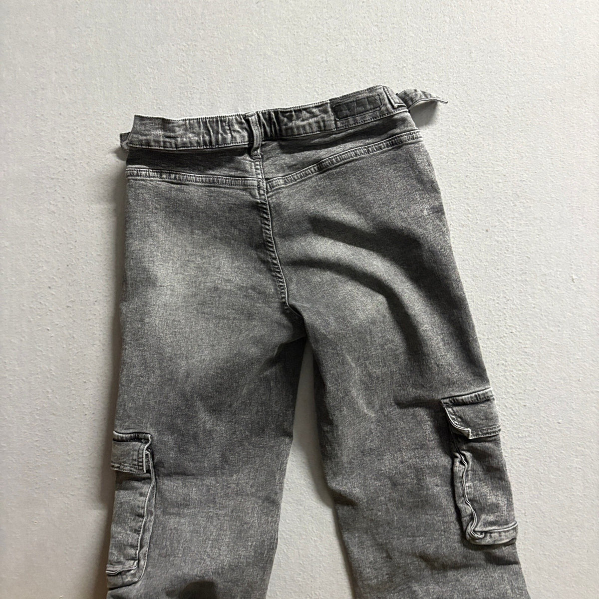 Chic Connect Girls Gray Acid Wash Cargo Jeans Size 5 Stretch Denim Utility Pants