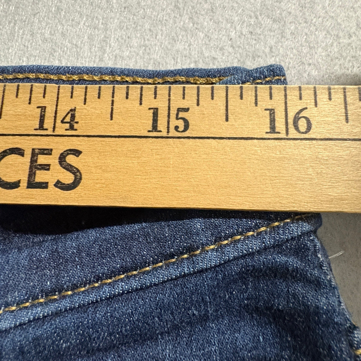 Levi's 720 High Rise Super Skinny Jeans Womens 32 W32 L28 Blue Stretch Denim