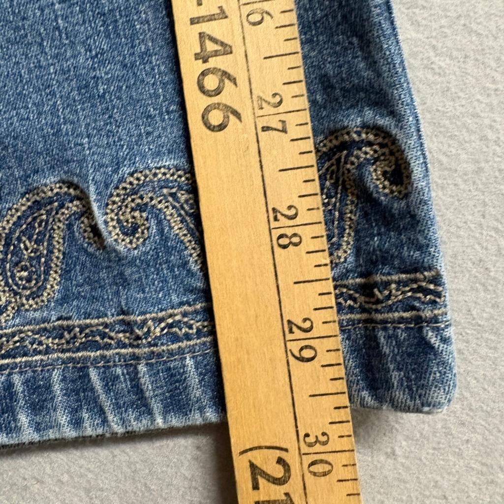 Lee Crop Jeans Womens 14M Blue Denim Embroidered Hem Mid Rise Capris Stretch